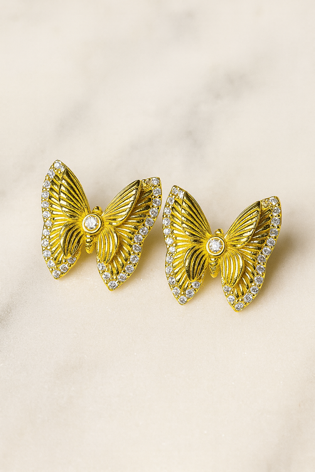 Aros Mariposas doradas